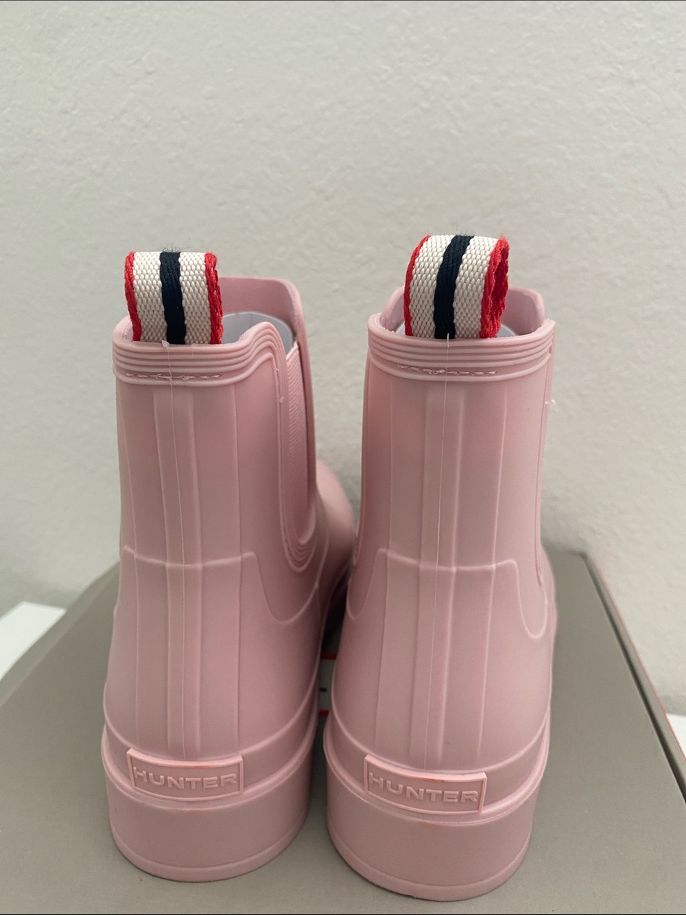 Hunter Tabitha Medium Pink Rain Boots - Picture 3 of 7